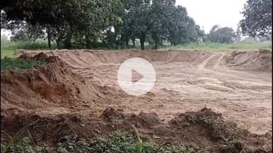 नौगावां सादात: नौगांवा तहसील क्षेत्र में खनन माफिया के हौसले बुलंद, धड़ल्ले से चल रहा मिट्टी खनन का कारोबार