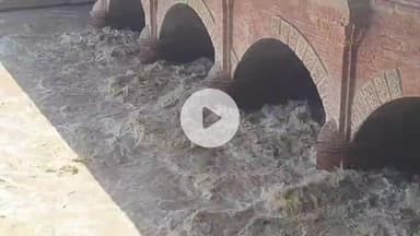 रामपुर: बुधवार को रामनगर बैराज से 26,900 क्यूसेक पानी छोड़ा गया, लालपुर बैराज स्थित कोसी नदी का जल स्तर बढ़ा