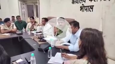 हुज़ूर: भोपाल कलेक्ट्रेट में सांसद आलोक शर्मा ने ट्रैफिक व्यवस्था को लेकर बैठक की