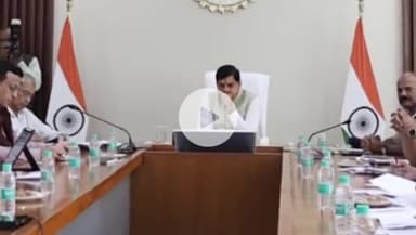 सिंगरौली: मुख्यमंत्री मोहन यादव ने कहा- खाद की उपलब्धता और वितरण की नियमित जानकारी दें