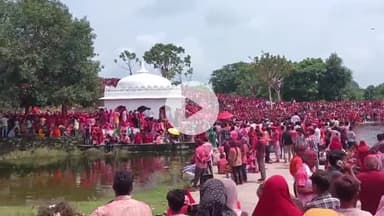 गढ़बोर: गढ़बोर में ठाकुर जी का शाही नगर भ्रमण, जलझूलनी एकादशी पर उमड़ा भक्तों का सैलाब, दूध तलाई पर किया सरोवर स्नान