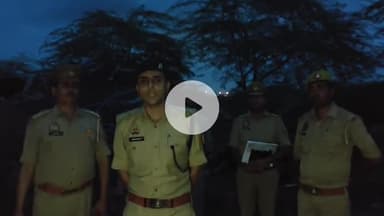 बिधूना: अछल्दा क्षेत्र के प्रेम नगर निवासी गैंगस्टर एवं हिस्ट्रीशीटर के यहां अवैध जमीन पर चला बुलडोजर, बोले सीओ बिधूना