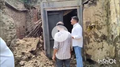 मुज़फ्फरनगर: ग्राम रोनी हरजीपुर में बरसात का कहर जारी, एक और गरीब का आशियाना हुआ धराशाही, किसान नेता ने जिला प्रशासन से की मांग