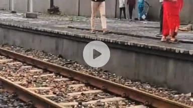 कनवास: दरा मुकुंदरा अभयारण में भूस्खलन से रेल ट्रैक और NH-52 बंद, ट्रेनें 5 घंटे तक लेट, हाइवे पर लगा जाम