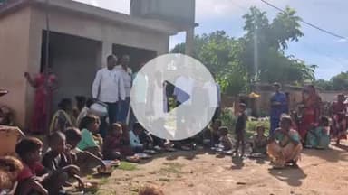 चौपारण: मरहेडी में स्व. रामकेश्वर सिंह चंद्रवंशी की तीसरी पुण्यतिथि पर भजन और भोजन वितरण किया गया