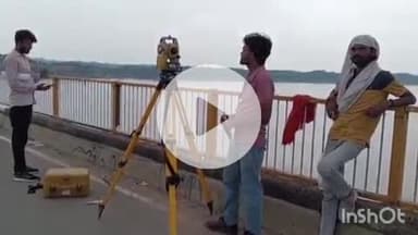 औरैया: शेरगढ़ घाट यमुना नदी पुल पर लोडिड भार की जांच पूरी, पिलर नम्बर 23 पर अनलोडिंग की जांच प्रक्रिया शेष