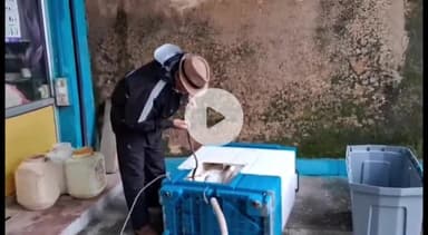 सागर नगर: सिविल लाइन स्थित सर्विस सेंटर में वाशिंग मशीन रिपेयरिंग के लिए आई, मशीन से निकला सांप