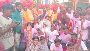 बलरामपुर समाचार भगवान गणपति मूर्ति विसर्जन कार्यक्रम में सदर विधायक पलटू राम नगर पालिका अध्यक्ष धीरेंद्प्रताप सिंह धीरू