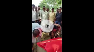 नबीनगर: प्रखंड क्षेत्र में 30 करोड़ रुपए की लागत से बनने वाली 10 ग्रामीण सड़कों का विधायक ने किया शिलान्यास