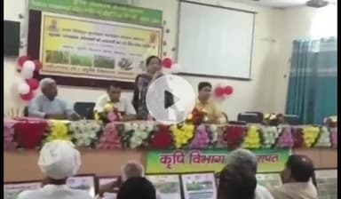 खेकड़ा: कृषि विज्ञान केंद्र खेकड़ा पर कृषि अधिकारियों ने किसानों को मिलेट्स की उन्नत खेती, कीट एवं रोग नियंत्रण की जानकारी दी