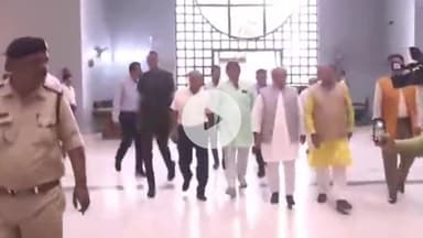 हुज़ूर: भोपाल: विधानसभा में पूर्व अध्यक्ष स्व. राम किशोर शुक्ल की जन्म जयंती पर श्रद्धांजलि अर्पित