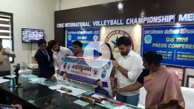 मैनपुरी: डॉक्टर किरन सोजिया ने स्कूल में इंटरनेशनल वॉलीबॉल चैंपियन कार्यक्रम के बारे में दी जानकारी