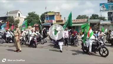 सिंगरौली: मोरवा जुलूस में गूंजी ‘हुजूर की आमद मरहबा’ की सदा, नबी के शान में पढ़ी गयी नातिया कलाम, सुरक्षा रही चाक-चौबंद