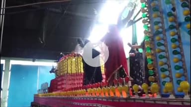 बिचौली हप्सी: इंदौर की सड़कों पर कल निकलेगा झिलमिल झांकियों का करवा, दूर-दूर से आते हैं लोग देखने