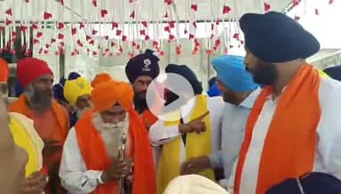 ਅੰਮ੍ਰਿਤਸਰ 2: ਬਾਬਾ ਜੀਵਨ ਸਿੰਘ ਜਨਮ ਦਿਹਾੜਾ ਮੌਕੇ ਨਿਹੰਗ ਮਿਸਲ ਸ਼ਹੀਦ ਤਰਨਾ ਦਲ ਦਾ ਜੱਥਾ ਗੋਲਡਨ ਗੇਟ ਤੋਂ ਰਵਾਨਾ