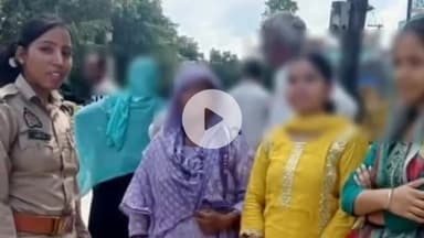 ठाकुरद्वारा: वरिष्ठ पुलिस अधीक्षक के निर्देशन में मिशन शक्ति अभियान के तहत पुलिस ने महिलाओं को जागरूक किया