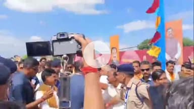 पवई: मुख्यमंत्री डॉ. यादव का अमानगंज हेलीपैड पर आगमन, आत्मीय स्वागत किया गया