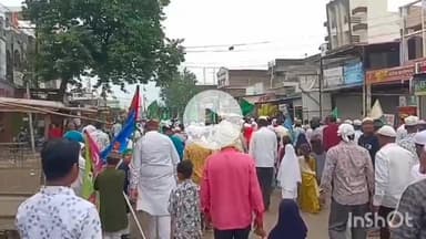 झरी जामणी: मुकुटबन शहरात ईद ए मिलादुन्नबी उत्साहात साजरी शहरातून काढण्यात आली भव्य मिरवणूक