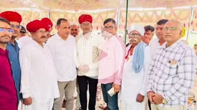 बाड़मेर: बाड़मेर सांसद उम्मेदाराम बेनीवाल ने बाड़मेर विधानसभा क्षेत्र के रावतसर में ग्रामीणों से की मुलाकात
