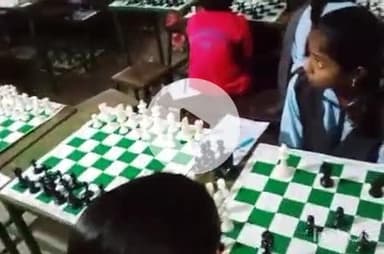 बाली: फालना गांव में जिला स्तरीय शतरंज प्रतियोगिता के दूसरे दिन 38 स्कूलों के 160 खिलाड़ियों ने दिखाया दम