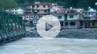 राजगढ़ी: गंगोत्री हाईवे वर्तमान में यातायात के लिए सुचारू, स्यानाचट्टी में यमुना नदी का बहाव पुल के नीचे सामान्य