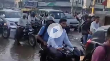 पलवल: पलवल के अलावालपुर चौक पर सड़क टूटने से लगा भीषण जाम, लोगों ने CM से की पलवल आने की अपील