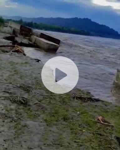 जगाधरी: कलेसर के पास सिंचाई विभाग द्वारा बनाया गया स्टाड पानी में बहा, भूमि कटाव से लोगों में डर