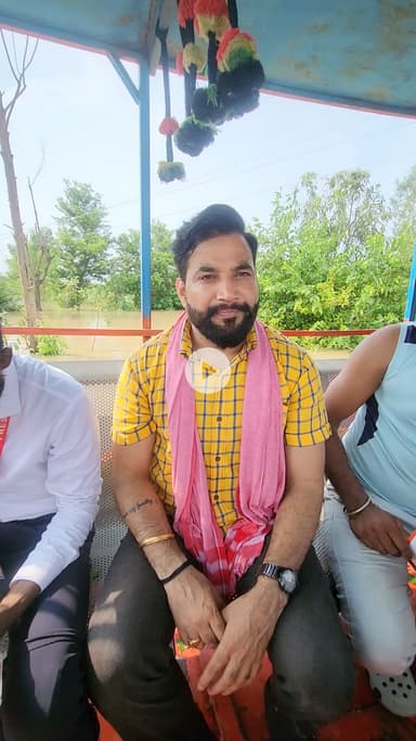 आज दिनांक 6 सितंबर 25 को 136 विधानसभा ददरौल क्षेत्र बाढ़ से प्रभावित ग्रामों में भ्रमण  नाव पर बैठकर दौरा किया राय खेड़ा गोपालपुर उमरगंज शाहवेगपुर खुदराय बबियाहार भेदपुर नगला हाजी ऐसी विभिन्न ग्राम पंचायत में दौरा किया और लोगों से मिला प्रक