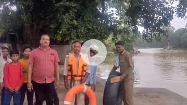 बटियागढ़: बटियागढ़ तहसीलदार योगेन्द्र चौधरी ने गणेश विसर्जन से पहले घाटों का निरीक्षण किया