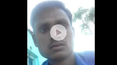 झांसी: पृथ्वीपुर में सोते समय व्यक्ति के पैर में कोबरा ने काटा, इलाज के दौरान मेडिकल कॉलेज में हुई मौत, सपेरे ने सांप को पकड़ा