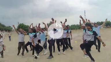 सरदारशहर: राजीव गांधी खेल मैदान में सद्भावना क्रिकेट प्रतियोगिता के दूसरे दिन पुलिस थाना टीम B ने 2 रोमांचक मुकाबले जीते