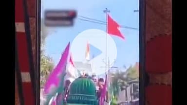 सिराथू: देवीगंज में निकले बारावफात जुलूस और वहां लगे झण्डे को लेकर सोशल मीडिया पर अभद्र टिप्पणी, कार्रवाई की उठी मांग