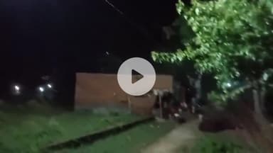 मुज़फ्फरनगर: रामपुरी में जनता की मांग पर सभासद ने विद्युत् पोल पर स्ट्रीट लाइटें लगवाई, अंधेरे में अफवाहों का बुरा हाल