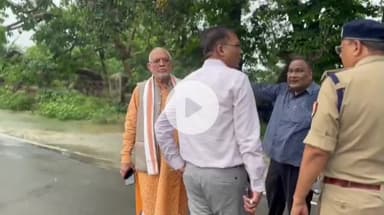 शाहजहांपुर: वित्त एवं संसदीय कार्य मंत्री ने बाढ़ प्रभावित क्षेत्रों का किया निरीक्षण, प्रभावित परिवारों से की मुलाकात