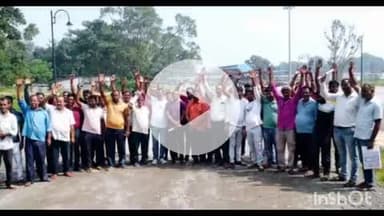 पतरातू: बरकाकाना स्टेशन चौक पर अतिक्रमण हटाने के लिए रेलवे का 72 घंटे का अल्टीमेटम, दुकानदारों ने किया विरोध