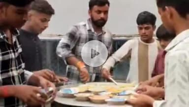 सिंगरौली: संयुक्त युवा मंच ने जयंत हनुमान मंदिर में महाप्रसाद वितरण कार्यक्रम का किया आयोजन, सैकड़ों लोगों ने लिया प्रसाद