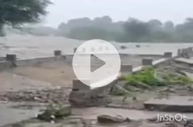 देसूरी: देसूरी में तेज बारिश का दौर जारी, प्रशासन ने किया अलर्ट, गूगल मैप्स की गलत लोकेशन बताने से एक बड़ा हादसा टला