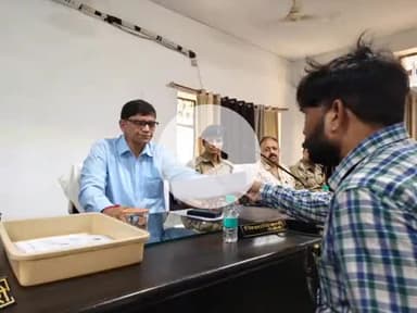 बीसलपुर: बीसलपुर तहसील के सभागार में डीएम ने तहसील समाधान दिवस में जन समस्याएं सुनीं