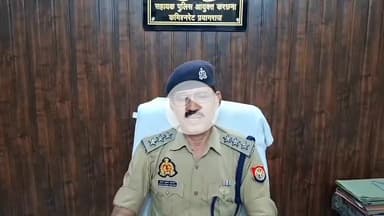 करछना: थाना औद्योगिक क्षेत्र अंतर्गत नशे मे धूत होकर मूर्ति को क्षति पहुचाने वाले लोगो के विरुद्ध की गई कार्यवाही।