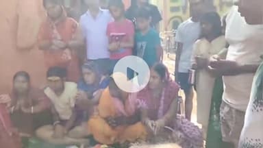 बाढ़: बाढ़ में अनंत चतुर्दशी का त्योहार मनाया गया, श्रद्धालुओं ने अनंत सूत्र व भगवान श्रीकृष्ण की पूजा की