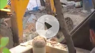 चौपारण: चौपारण में अवैध महुआ शराब भट्टियों पर प्रशासन की कार्रवाई