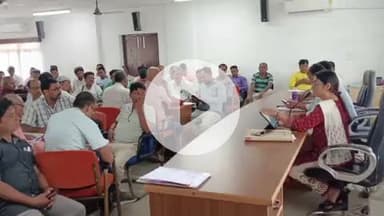 सुपौल: सुपौल सदर प्रखंड कार्यालय में प्रखंड विकास पदाधिकारी ने BLO के साथ बैठक की