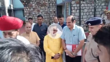 झालरापाटन: प्रभारी मंत्री ने झालावाड़ सहित जिले के अतिवृष्टि प्रभावित ग्रामीण क्षेत्रों का दौरा किया, शीघ्र गिरदावरी के दिए निर्देश