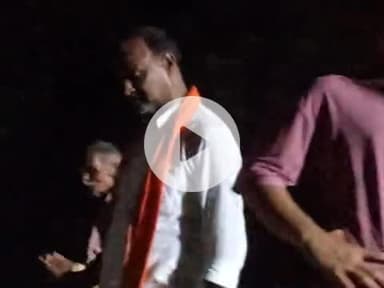 माननीय अशोक सिंह ji विधायक sawath गाव मे आये kai mudo par चर्चा हुआ जनता के काएं बातो पर bichar kiya gya रामगढ़ विधायक a