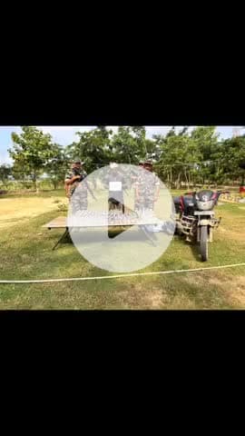 परिहार: खैरवा कब्रिस्तान के पास 235 बोतल नेपाली शराब और बाइक के साथ तस्कर गिरफ्तार