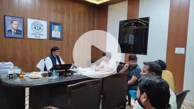 बीसलपुर: बीसलपुर तहसील में बाढ़ राहत किट वितरित करने की डीएम ने की समीक्षा, एसडीएम से मांगी रिपोर्ट