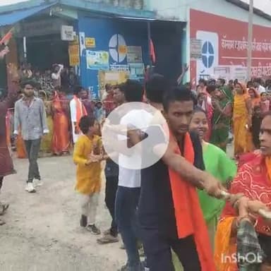 नरपतगंज: नरपतगंज में धूमधाम से गणपति प्रतिमा का विसर्जन, पूरे बाजार का कराया भ्रमण