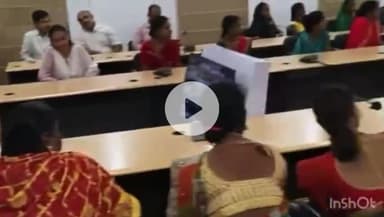 नवादा: नवादा के डीआरडीए सभागार में मुख्यमंत्री महिला रोजगार योजना के तहत सीधा संवाद कार्यक्रम, DM भी रहे उपस्थित