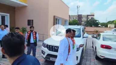 थानेसर: भाजपा के सेवा पखवाड़े को लेकर भाजपा प्रदेश अध्यक्ष मोहनलाल बडोली ने कुरुक्षेत्र में कार्यकर्ताओं की बैठक ली