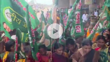 रजौली: राजद की महिला विंग्स ने पूर्व मंत्री राजबल्लभ प्रसाद का किया पुतला दहन